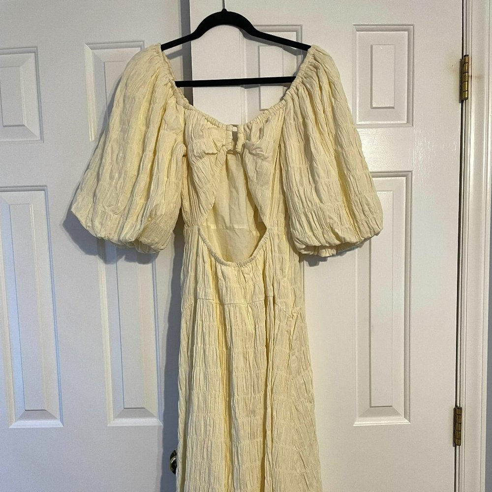 Cream Puff-Sleeve Midi Dress